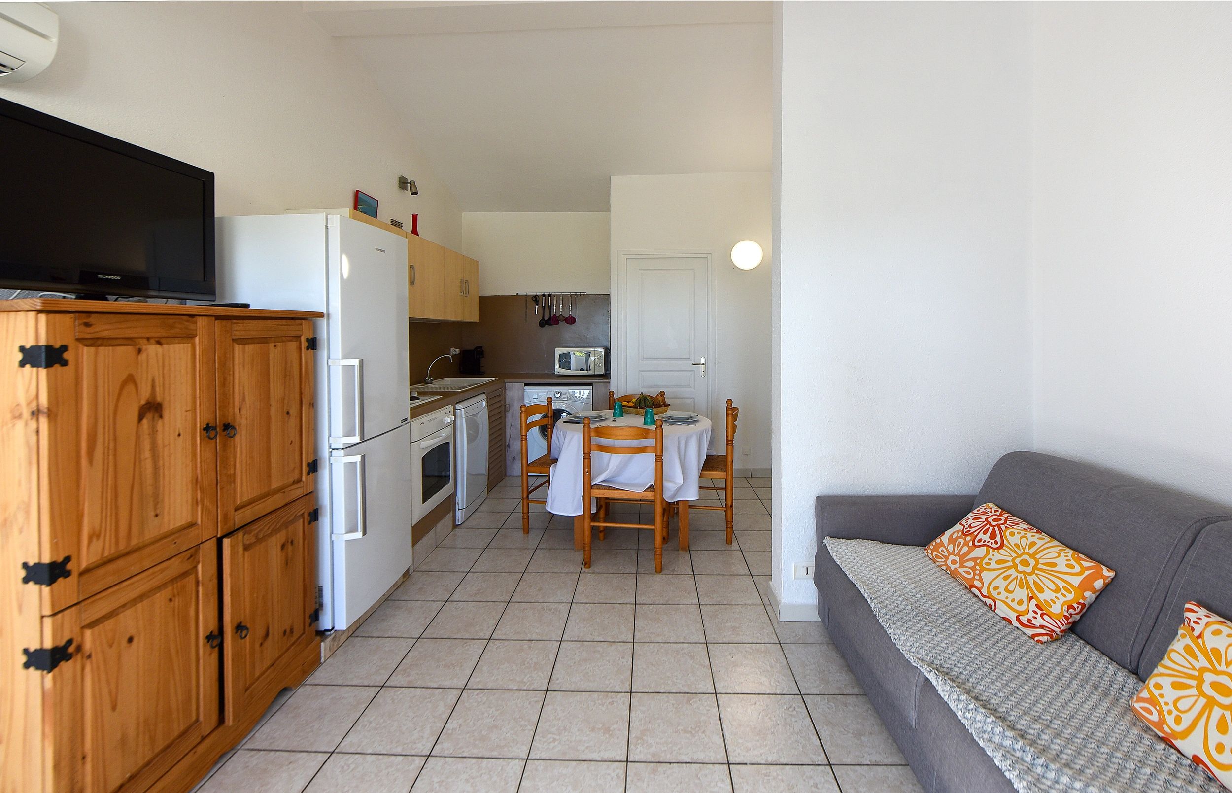 Spacious apartment for 4 to 6 people in Porto-Vecchio