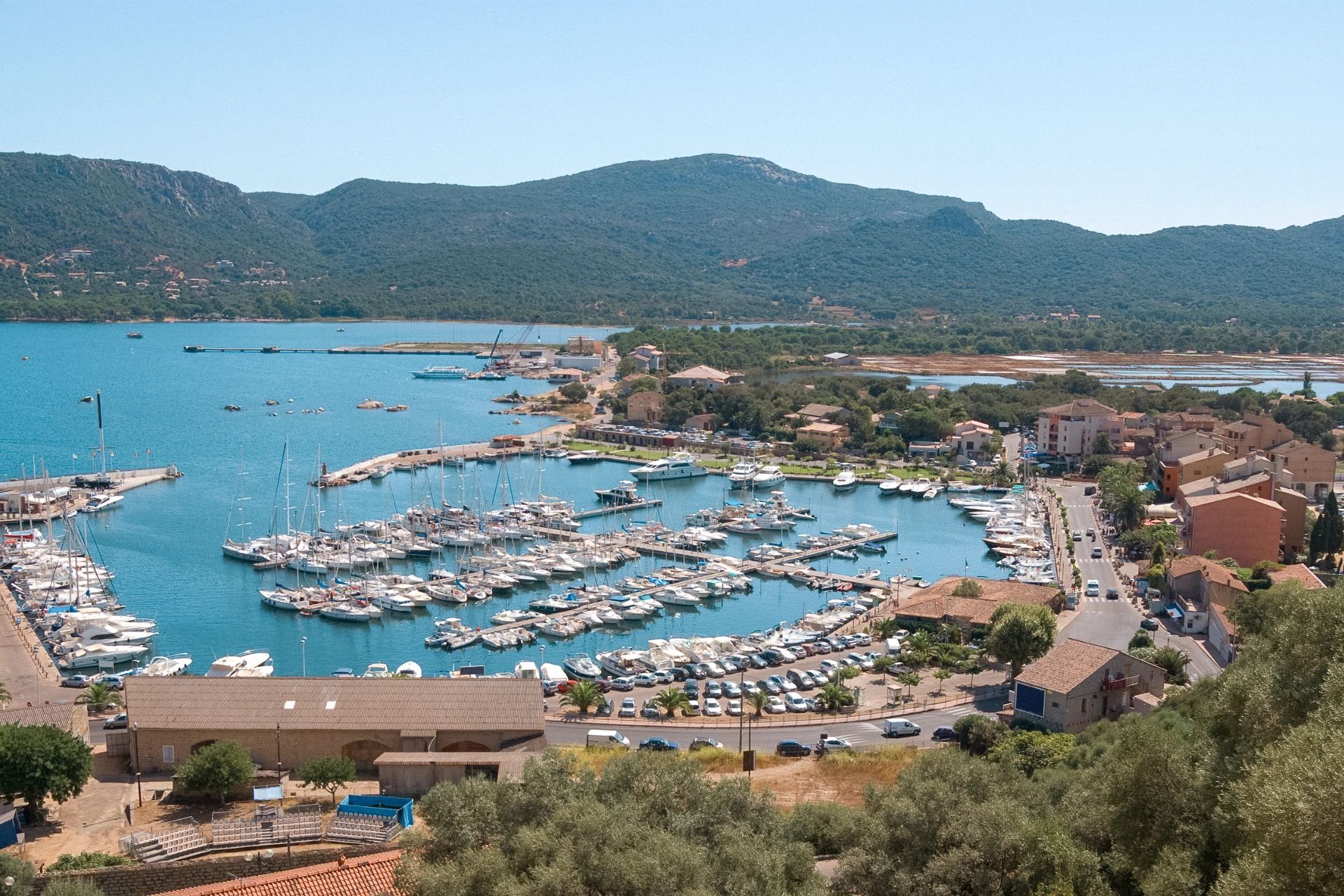 Explore Porto-Vecchio from our 4-star residence