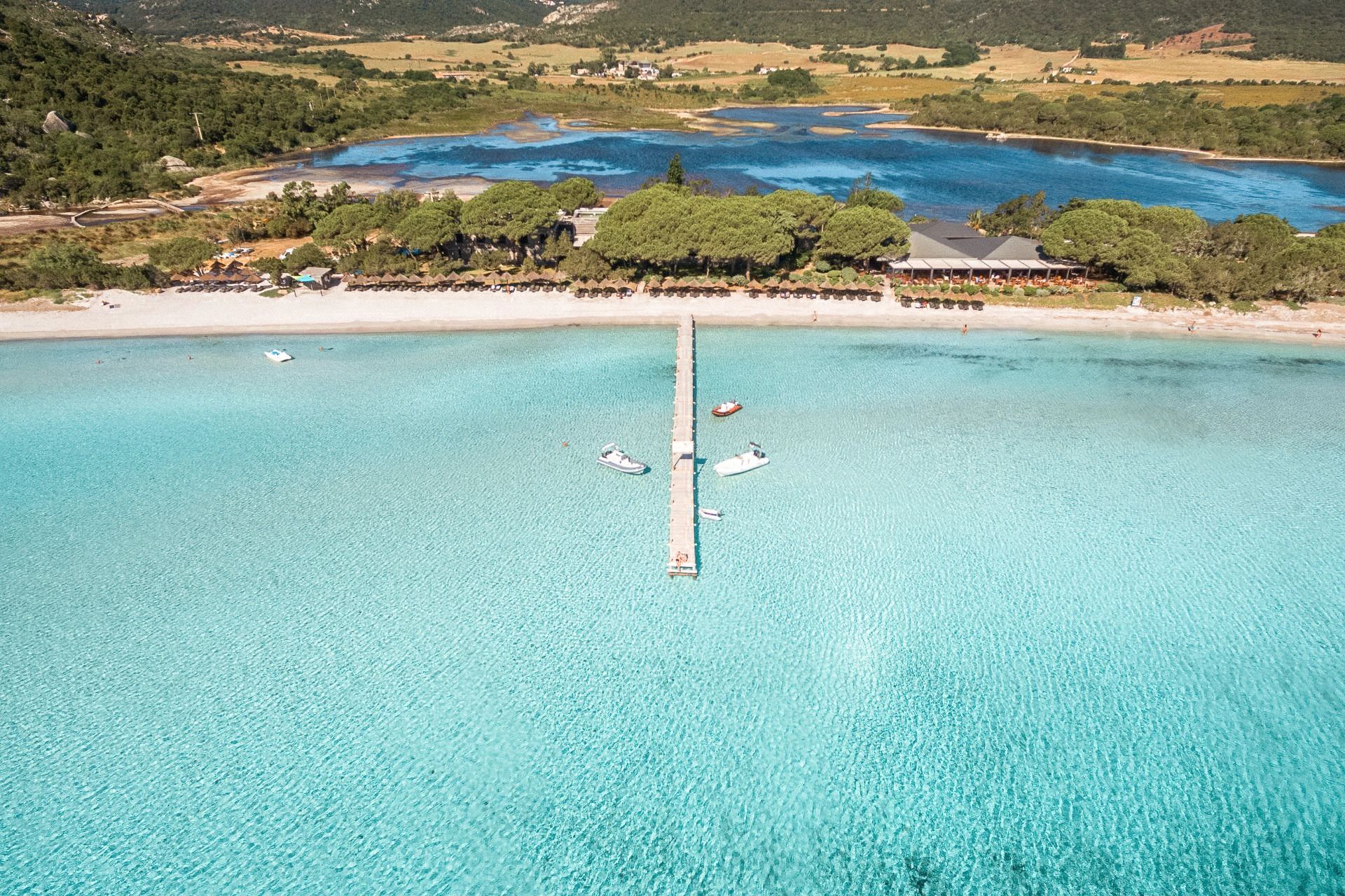  La plage de Santa Giulia accessible depuis notre résidence 4 étoiles à Porto-Vecchio