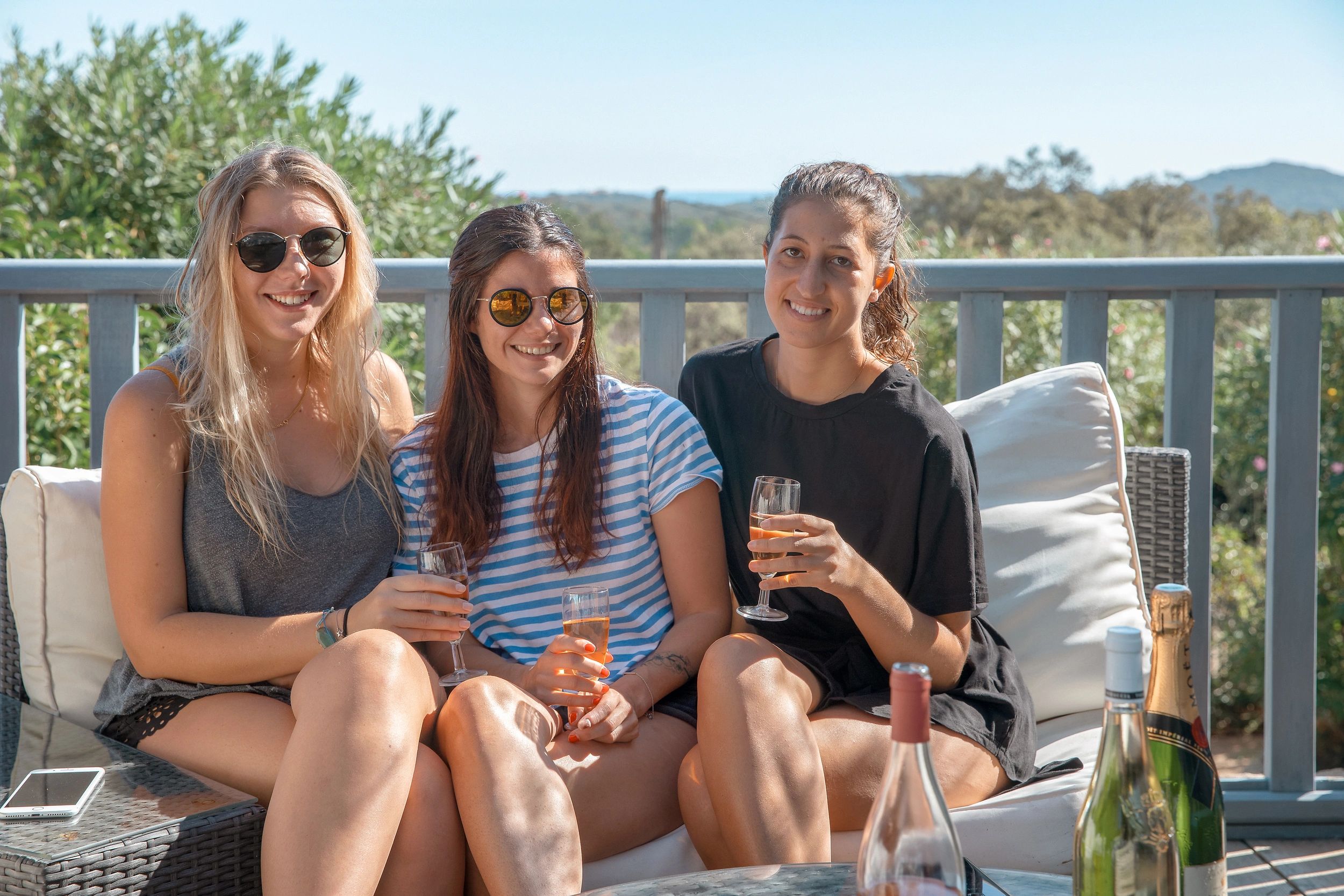 Ambiance conviviale dans résidence avec piscine à Porto-Vecchio