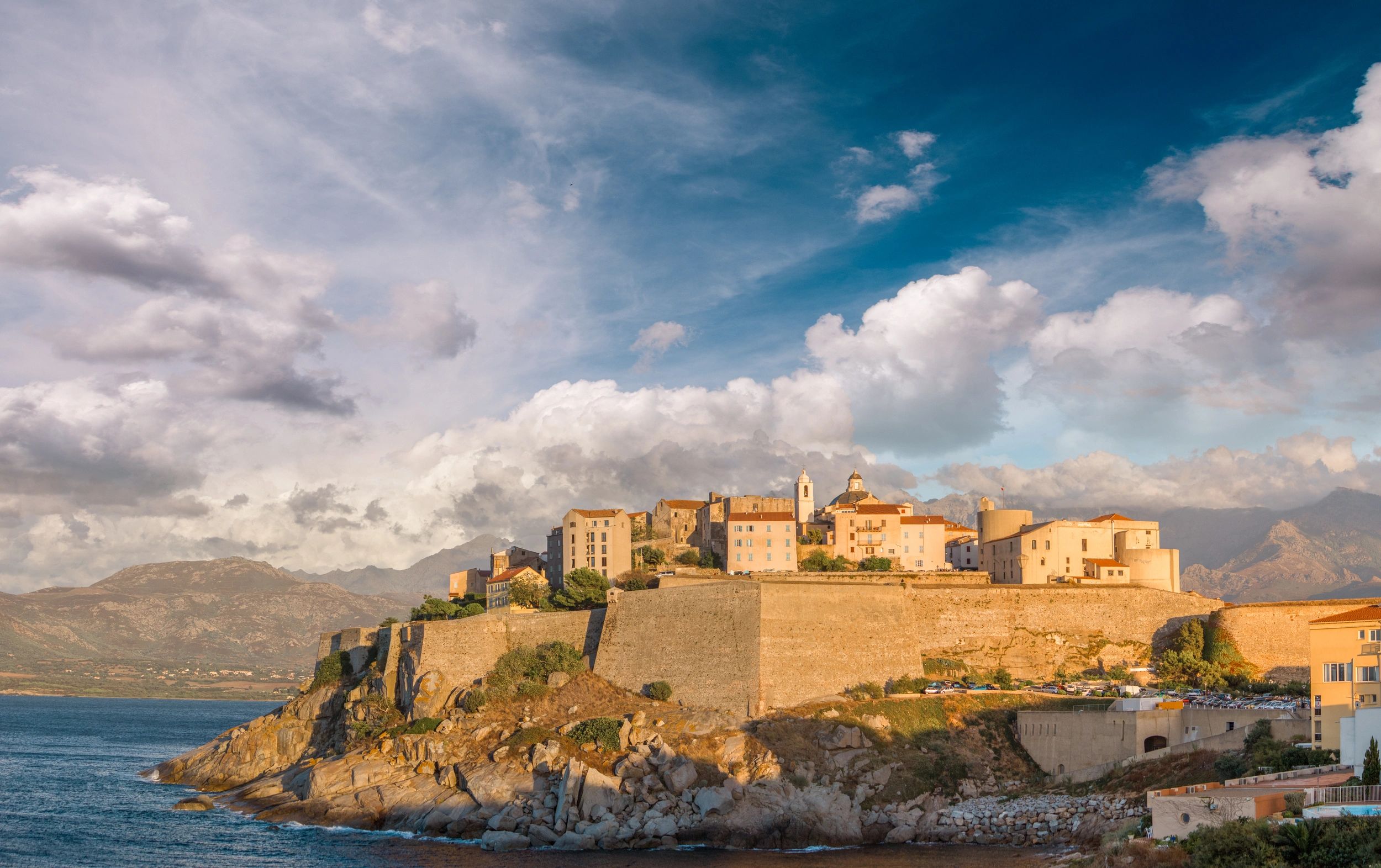 La città di Porto-Vecchio dal nostro residence 4 stelle